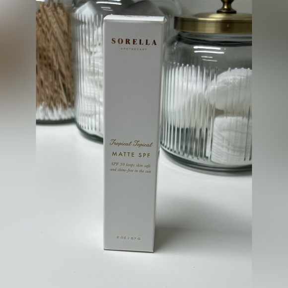 Sorella Apothecary Tropical Topical Matte SPF 30 - Picture 1 of 4
